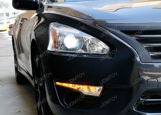 Does 2013 nissan altima have daytime running lights #10