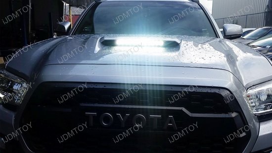 Toyota Tacoma Hood Scoop Light