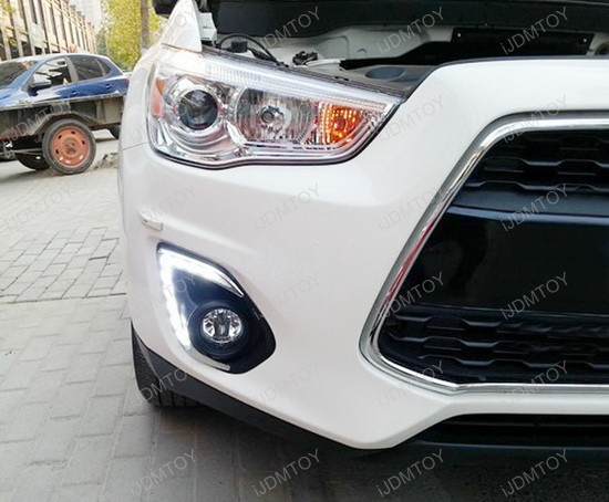 Mitsubishi Outlander Sport Lights