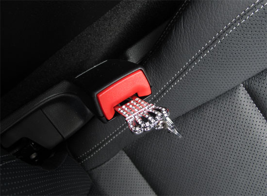 Twin Set (2) Car Crown VIP Style Seat Belt Buckle Clip Key Chains 