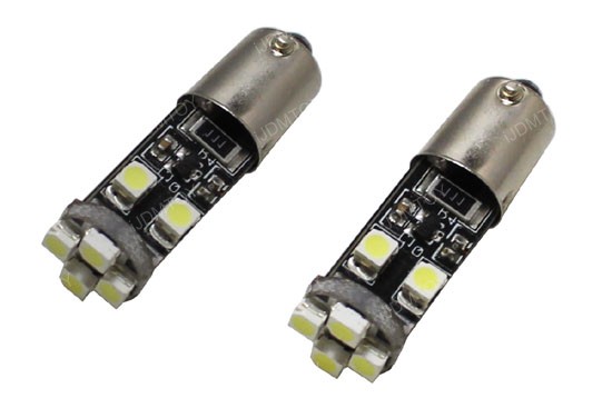 Xenon White (W) Error Free 8 SMD BA9 64132 H6W LED bulbs